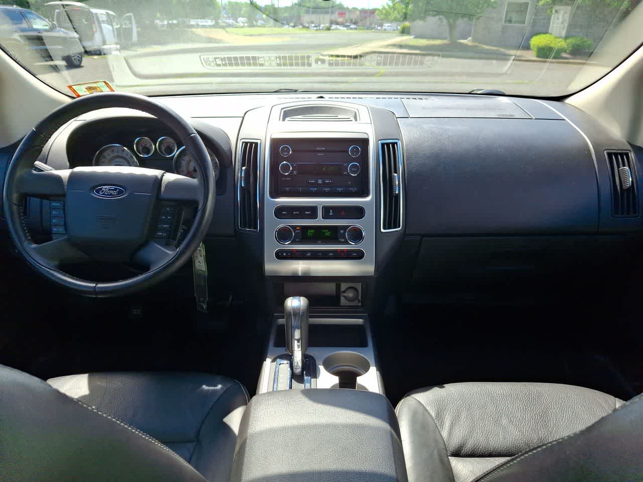 Thumbnail: 2010 Ford Edge - 10
