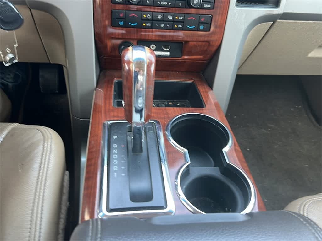 2009 Ford Econoline E-150 22