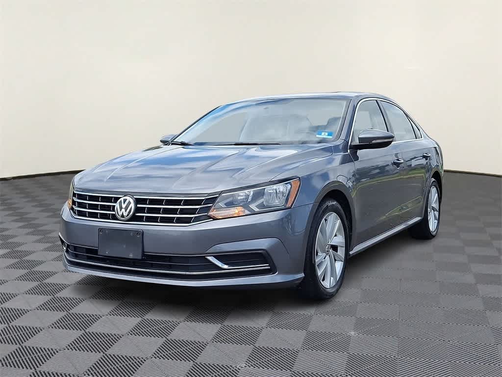 2018 Volkswagen Passat 2.0T -
                  Eatontown, NJ