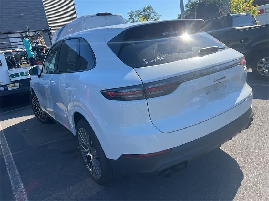 Thumbnail: 2022 Porsche Cayenne - 8