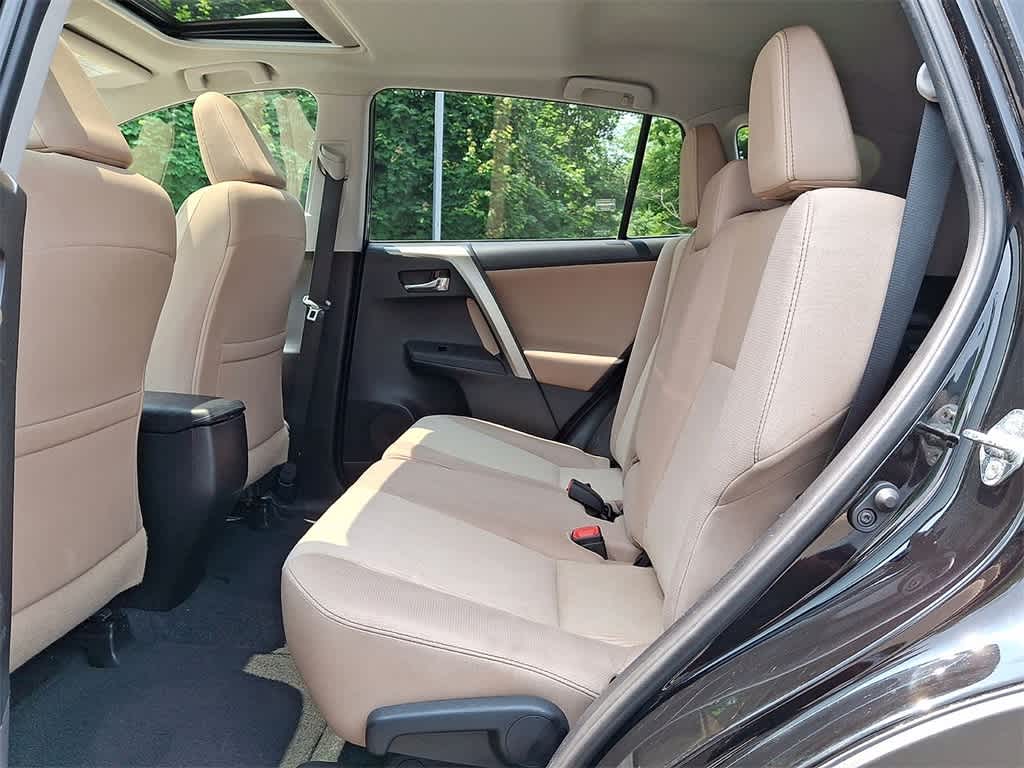 Thumbnail: 2014 Toyota RAV4 - 20