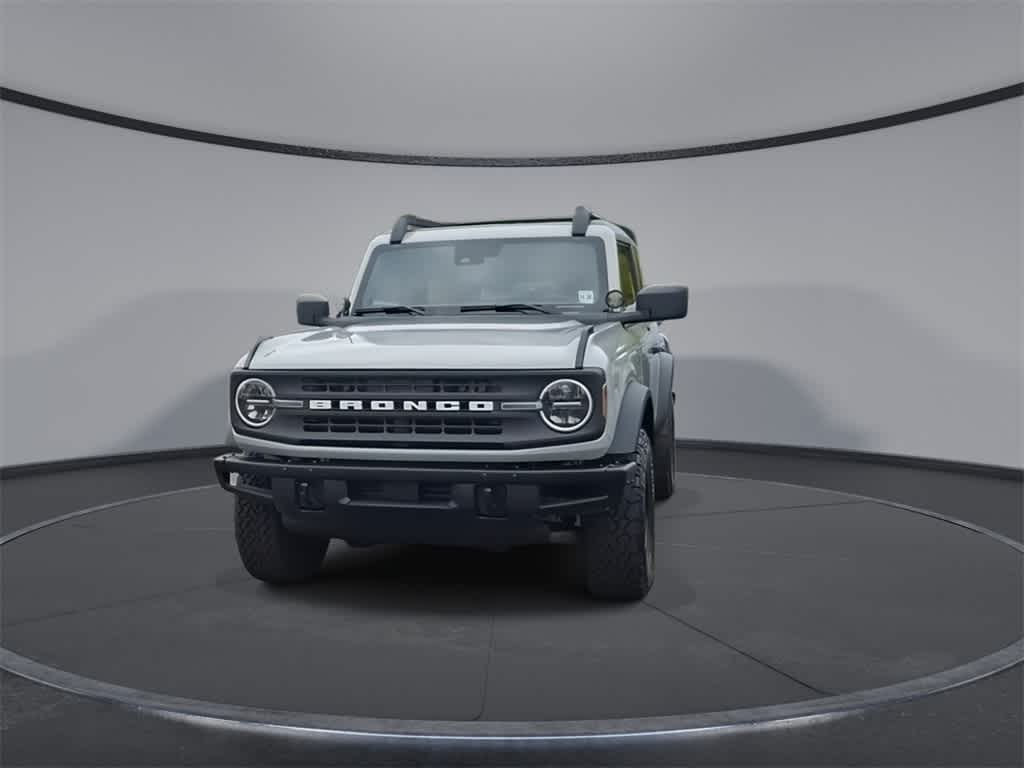 Thumbnail: 2021 Ford Bronco - 3