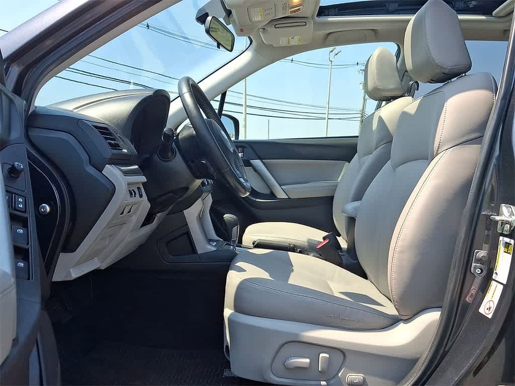 Thumbnail: 2014 Subaru Forester - 11