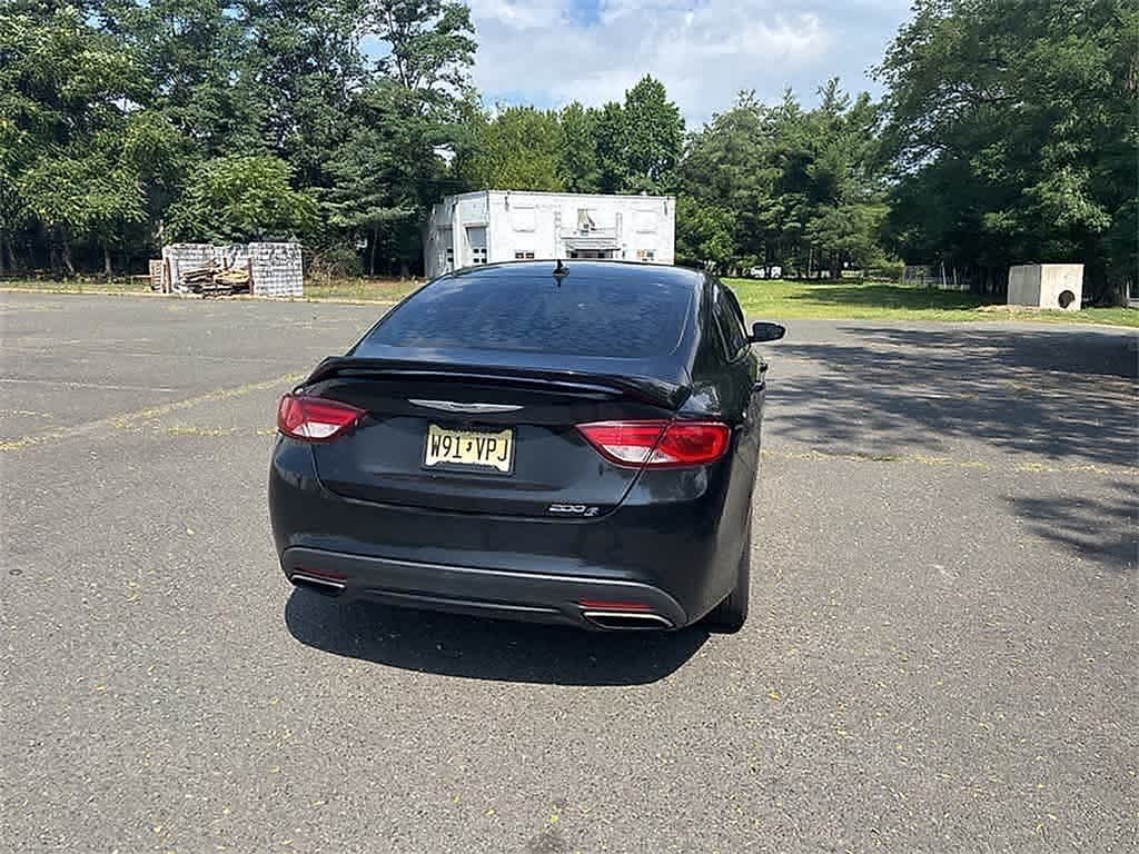 Thumbnail: 2016 Chrysler 200 - 6