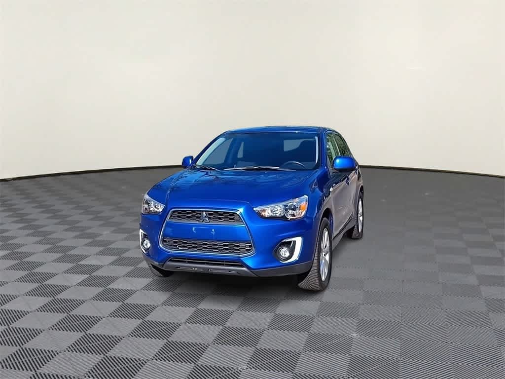 Thumbnail: 2015 Mitsubishi Outlander Sport - 3