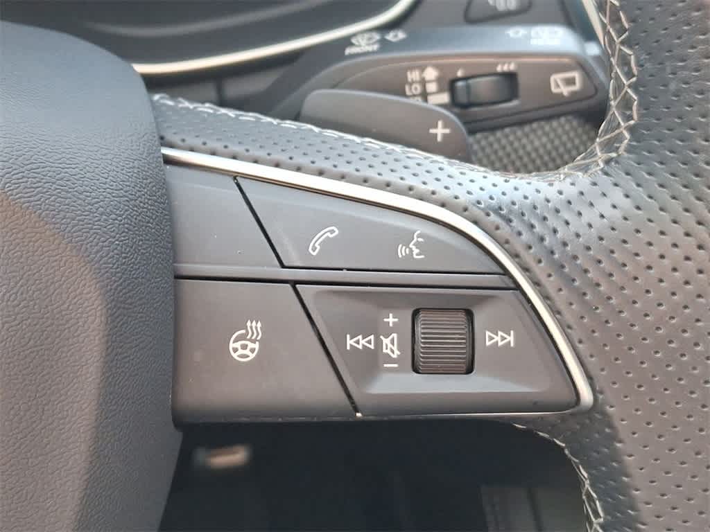 Thumbnail: 2023 Audi SQ5 - 24