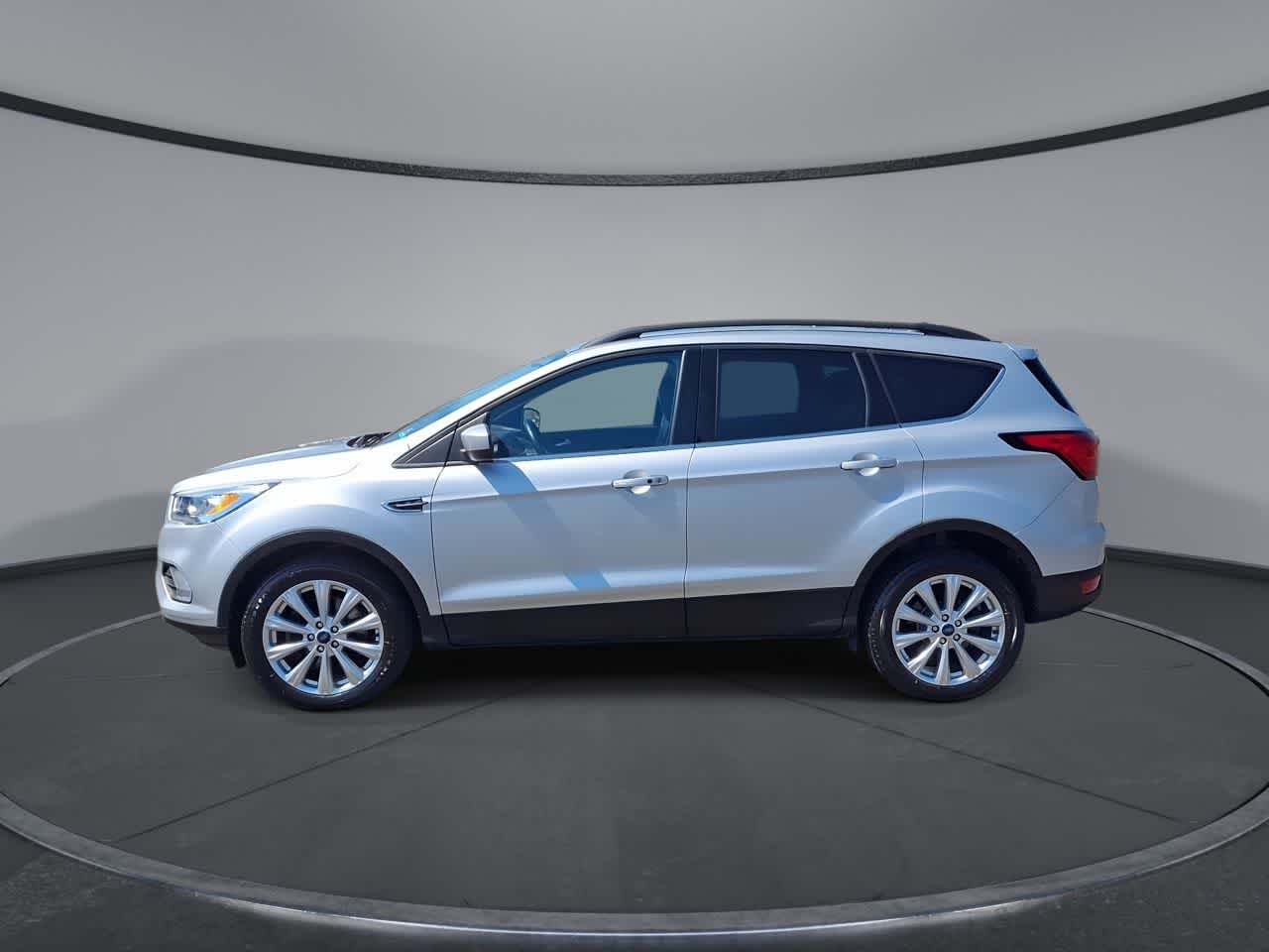 Thumbnail: 2019 Ford Escape - 5