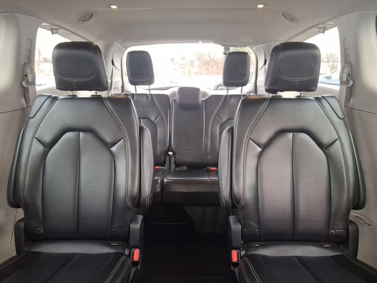 Thumbnail: 2023 Chrysler Pacifica - 13