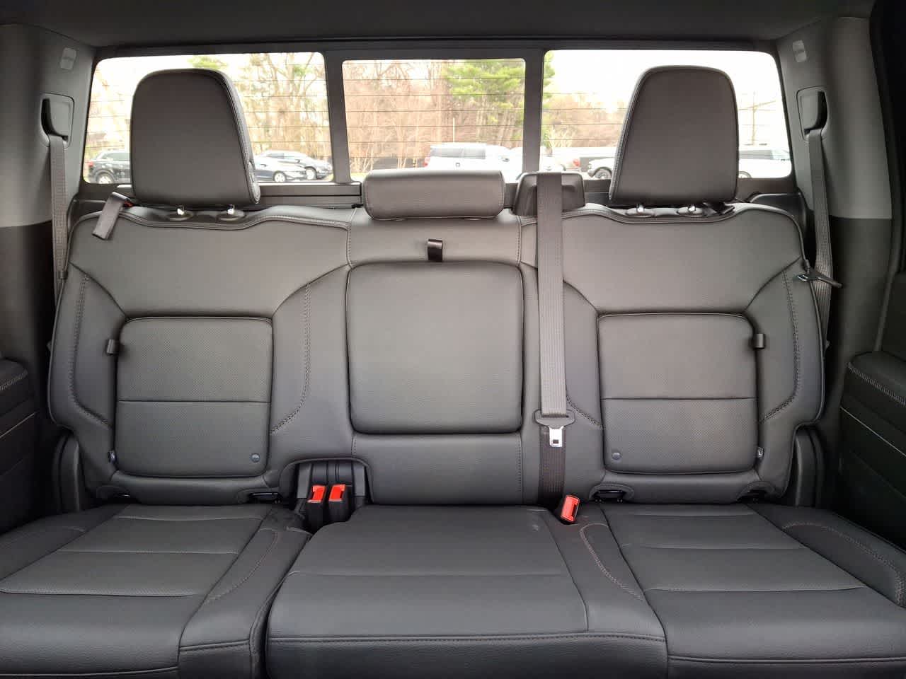 Thumbnail: 2024 GMC Sierra 2500 - 13