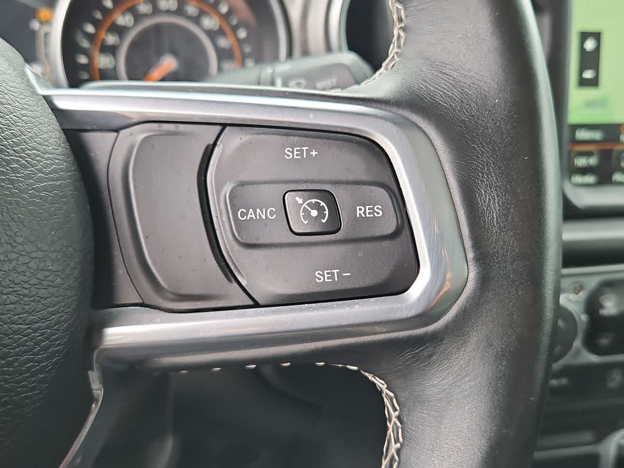 Thumbnail: 2020 Jeep Gladiator - 25