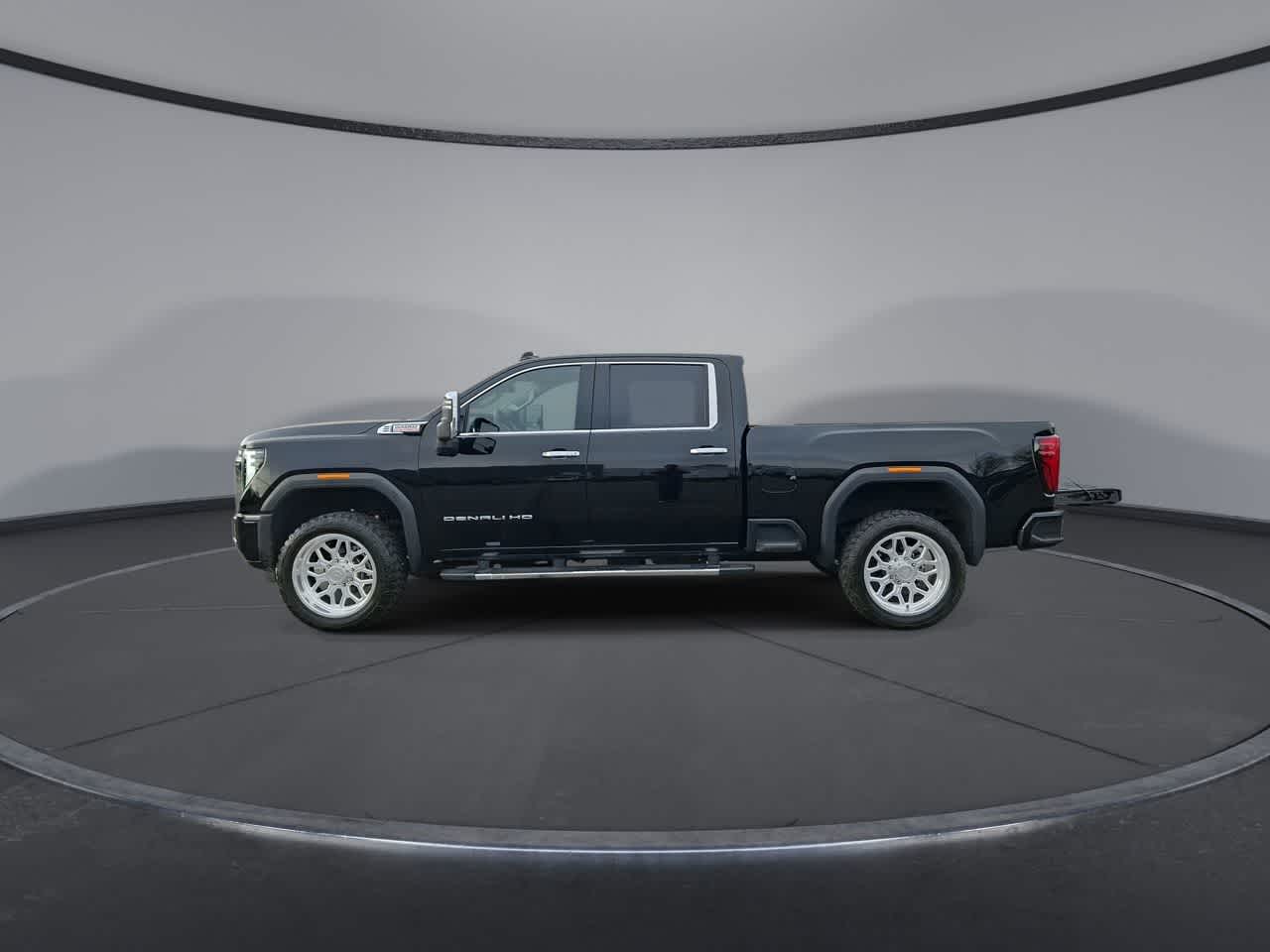 Thumbnail: 2024 GMC Sierra 2500 - 5