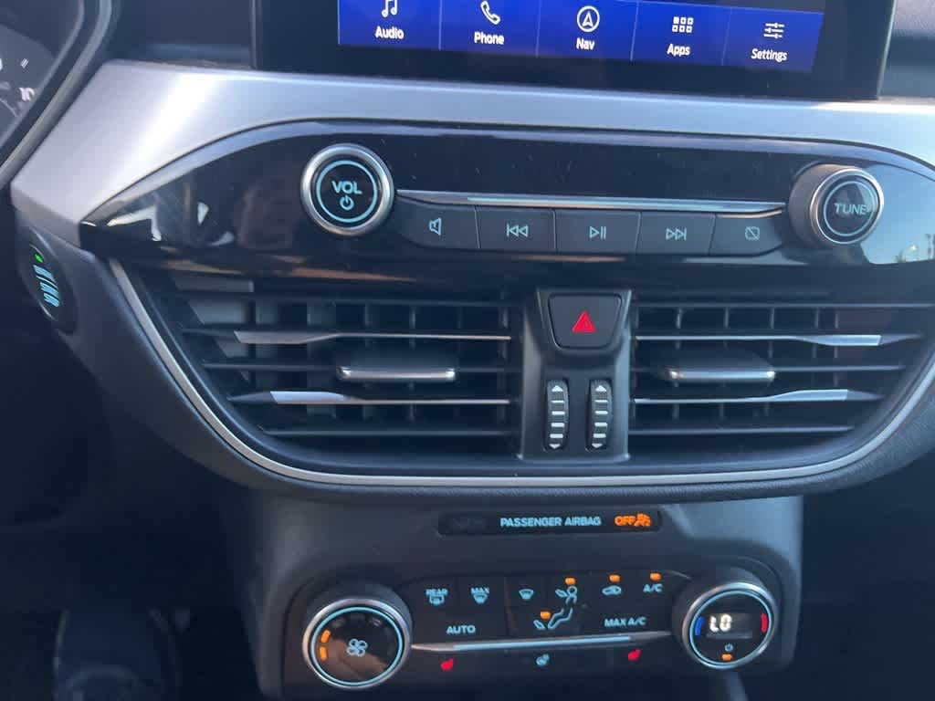 Thumbnail: 2020 Ford Escape - 21