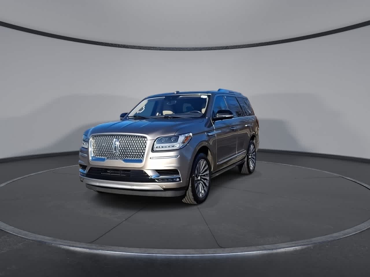 Thumbnail: 2019 Lincoln Navigator - 3