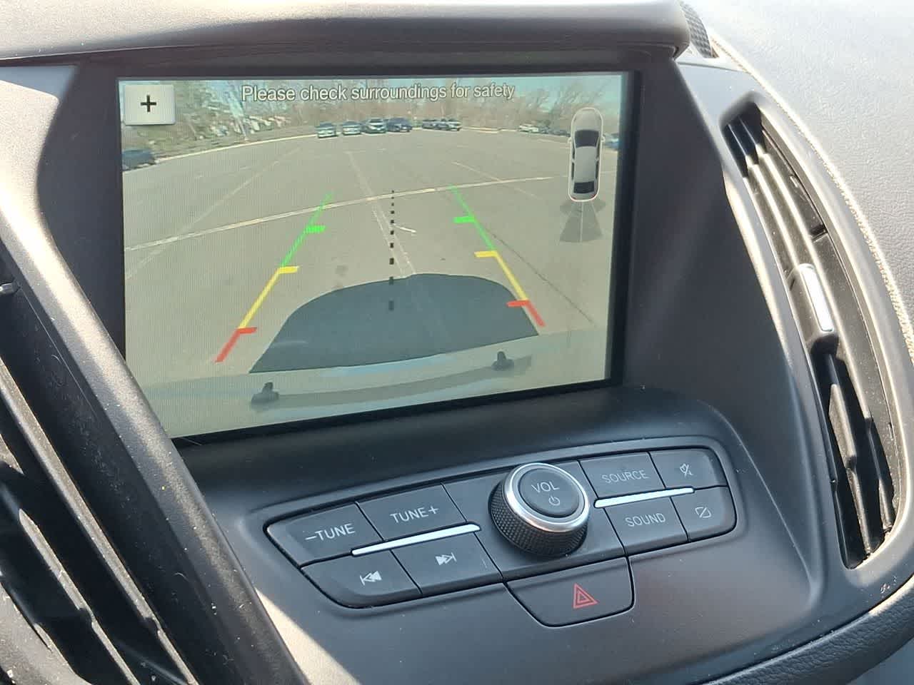 Thumbnail: 2019 Ford Escape - 21