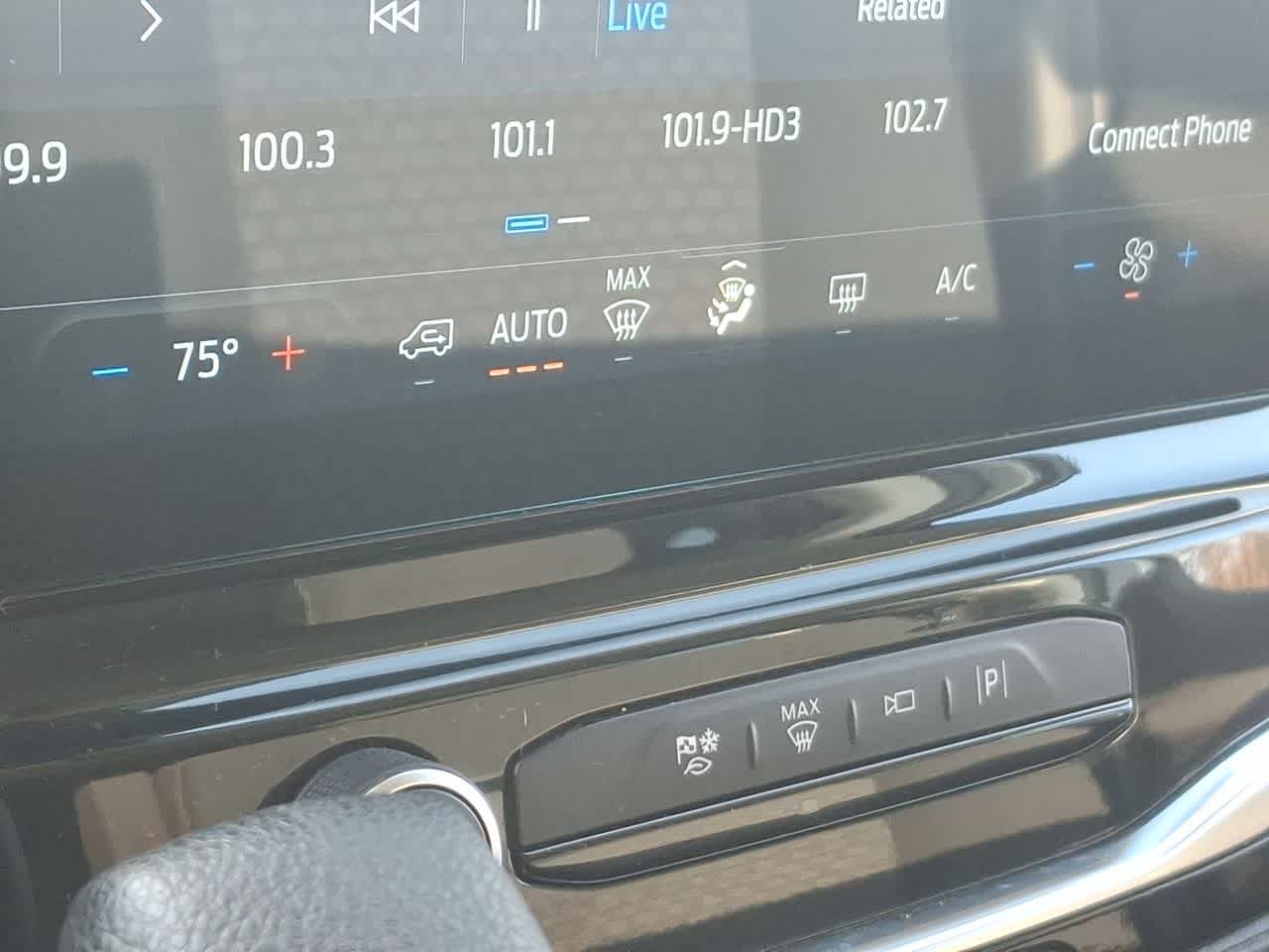 Thumbnail: 2023 Ford Econoline - 25