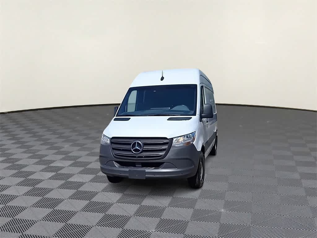 Thumbnail: 2021 Mercedes-Benz Sprinter - 2
