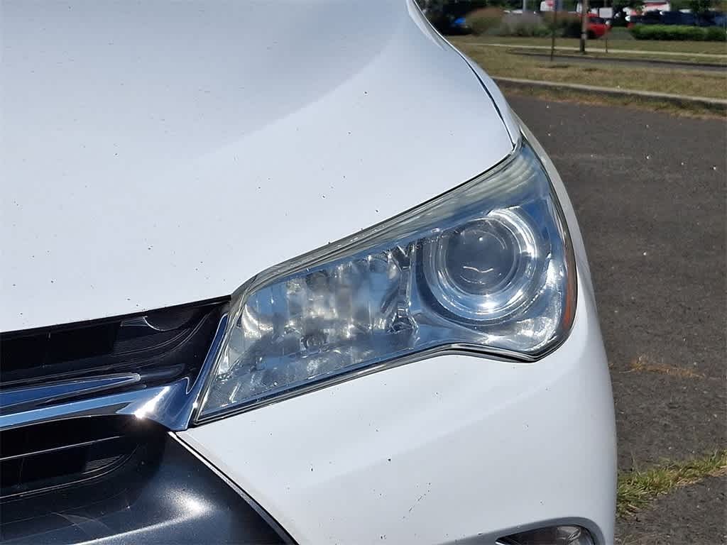 Thumbnail: 2015 Toyota Camry - 30