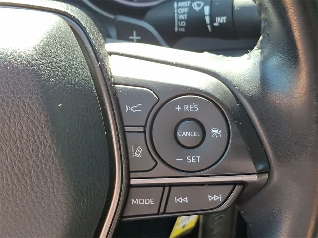 Thumbnail: 2023 Toyota Camry - 24