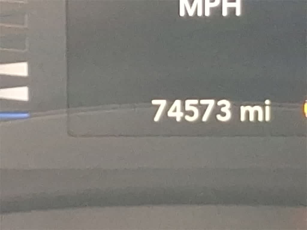 Thumbnail: 2019 Chrysler Pacifica - 19