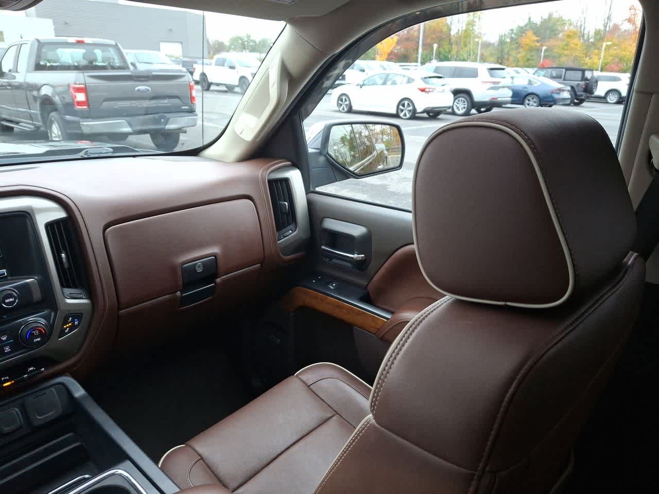 Thumbnail: 2018 Chevrolet Silverado 1500 - 11