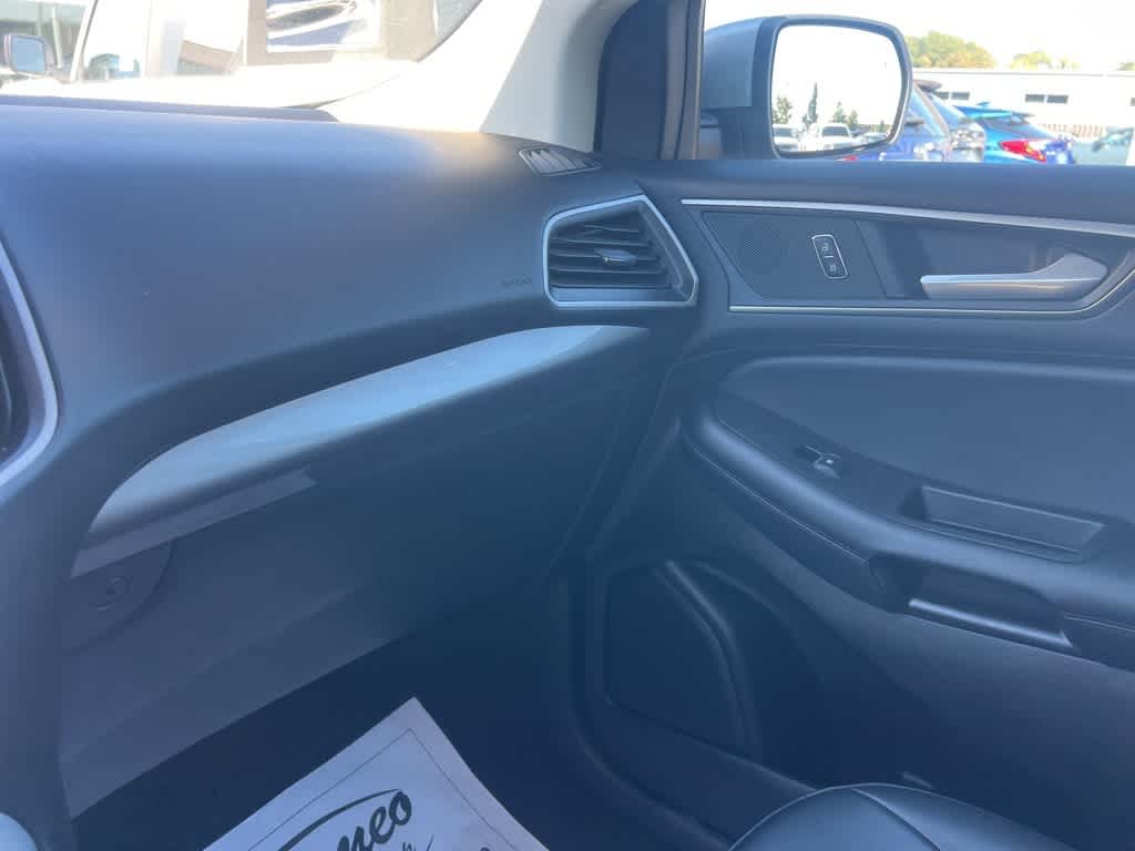 Thumbnail: 2024 Ford Edge - 25