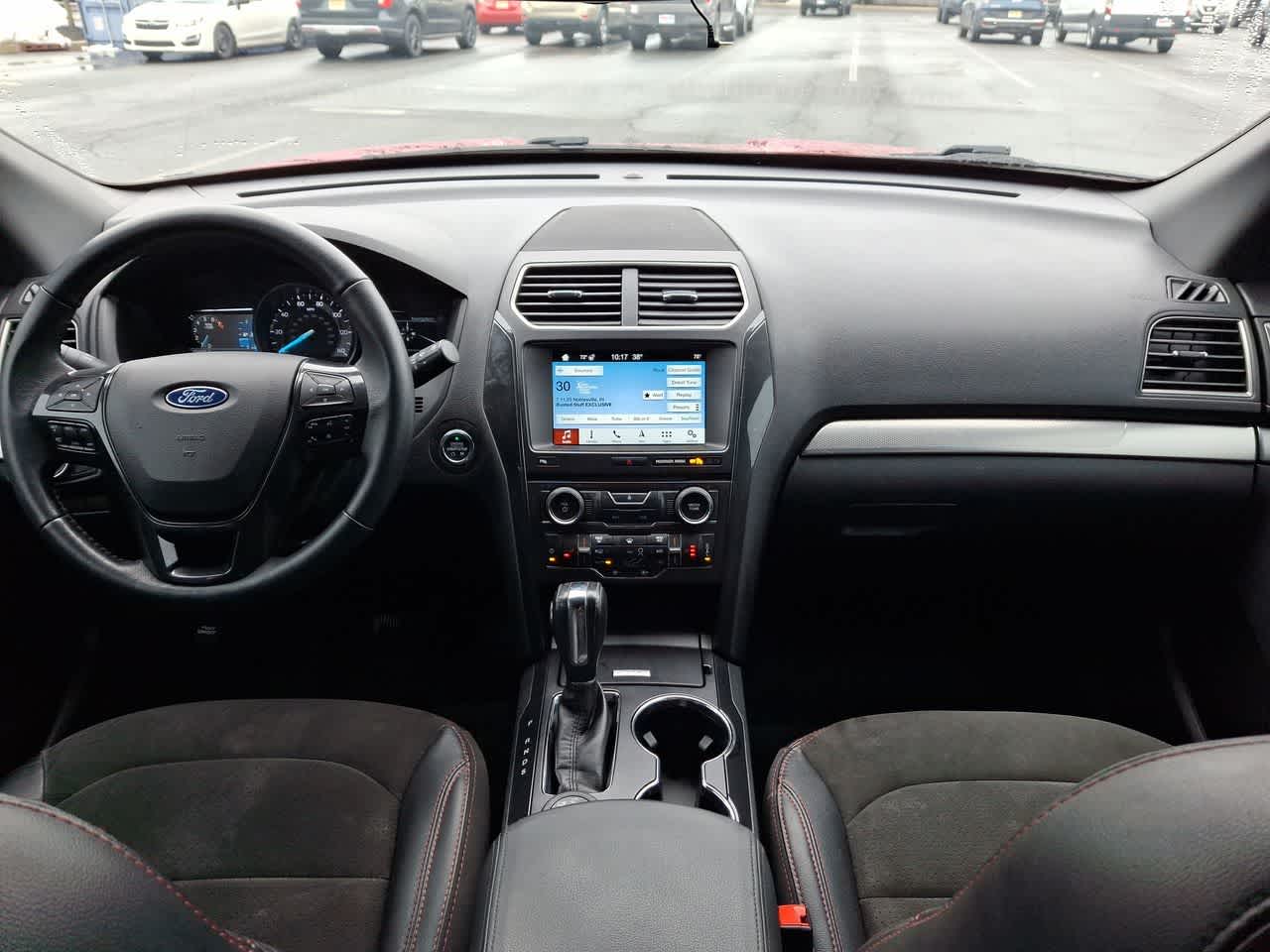 Thumbnail: 2018 Ford Explorer - 10