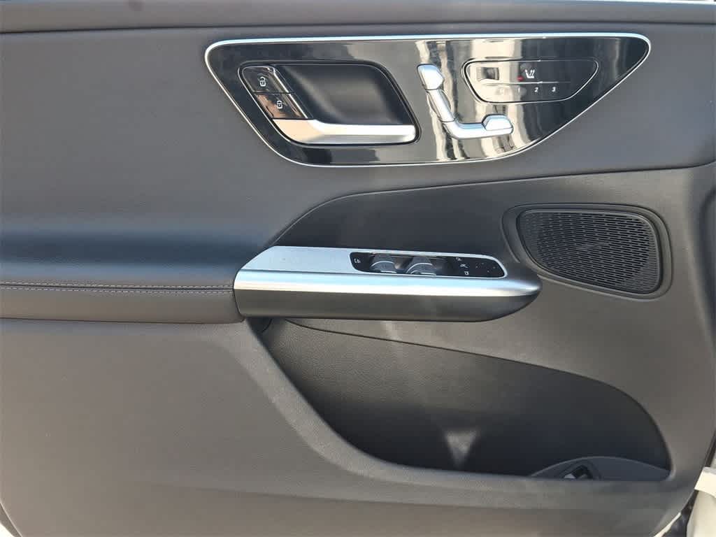 Thumbnail: 2024 Mercedes-Benz GLC - 16