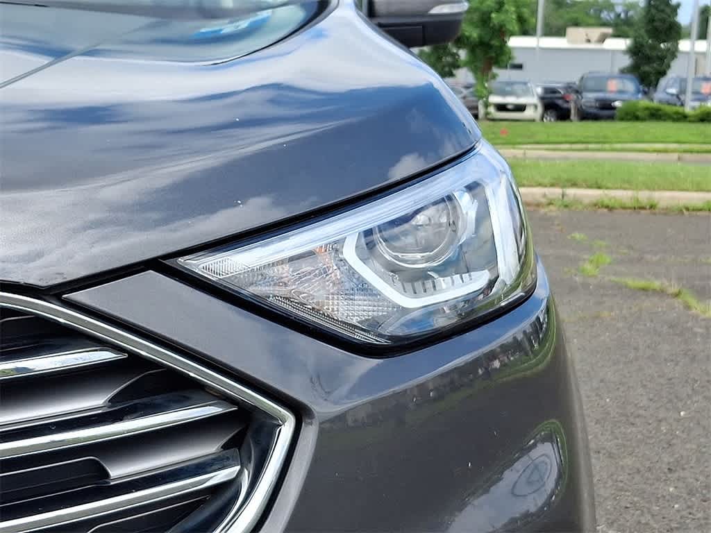 Thumbnail: 2020 Ford Edge - 24