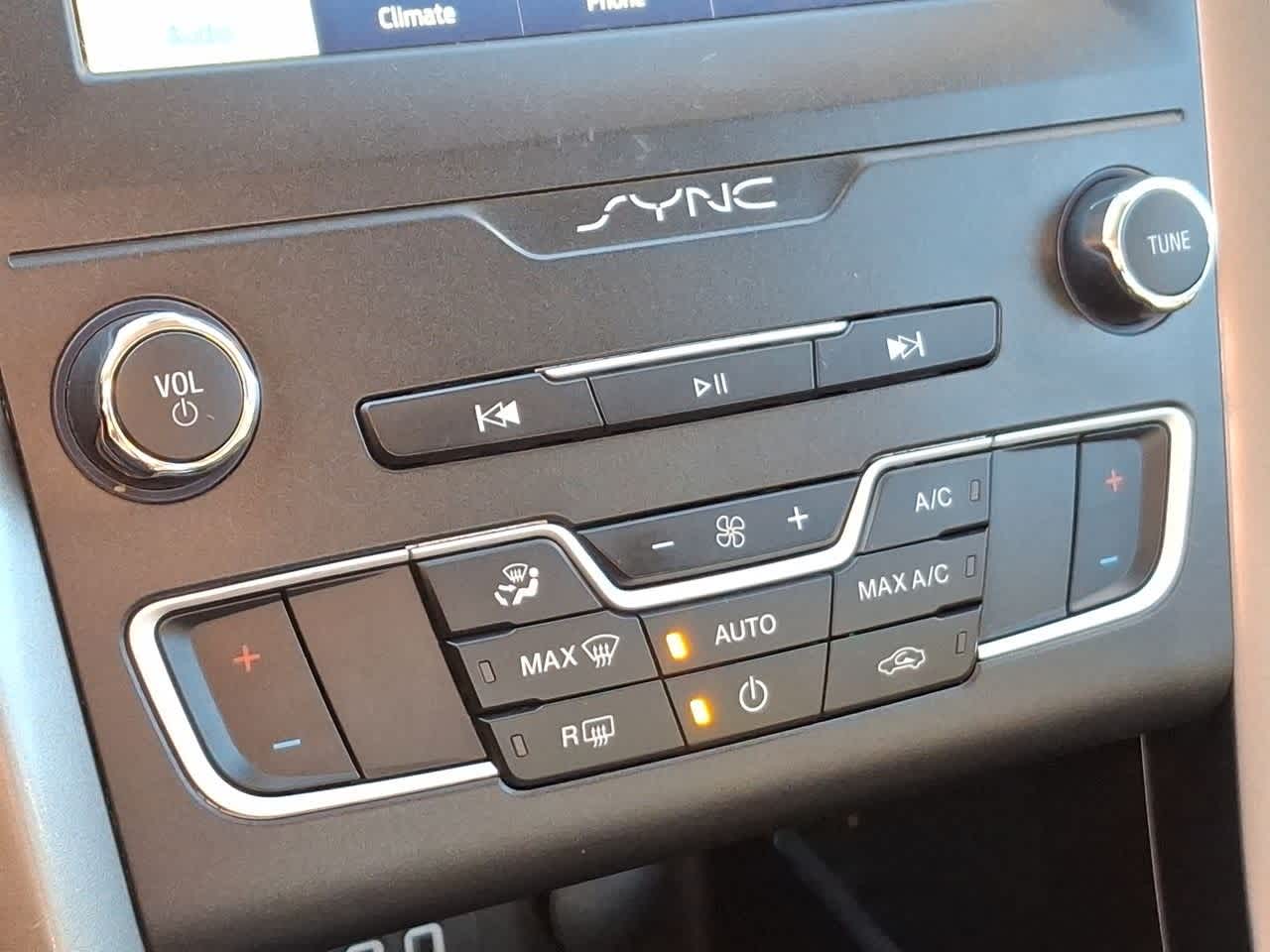 Thumbnail: 2019 Ford Fusion - 25