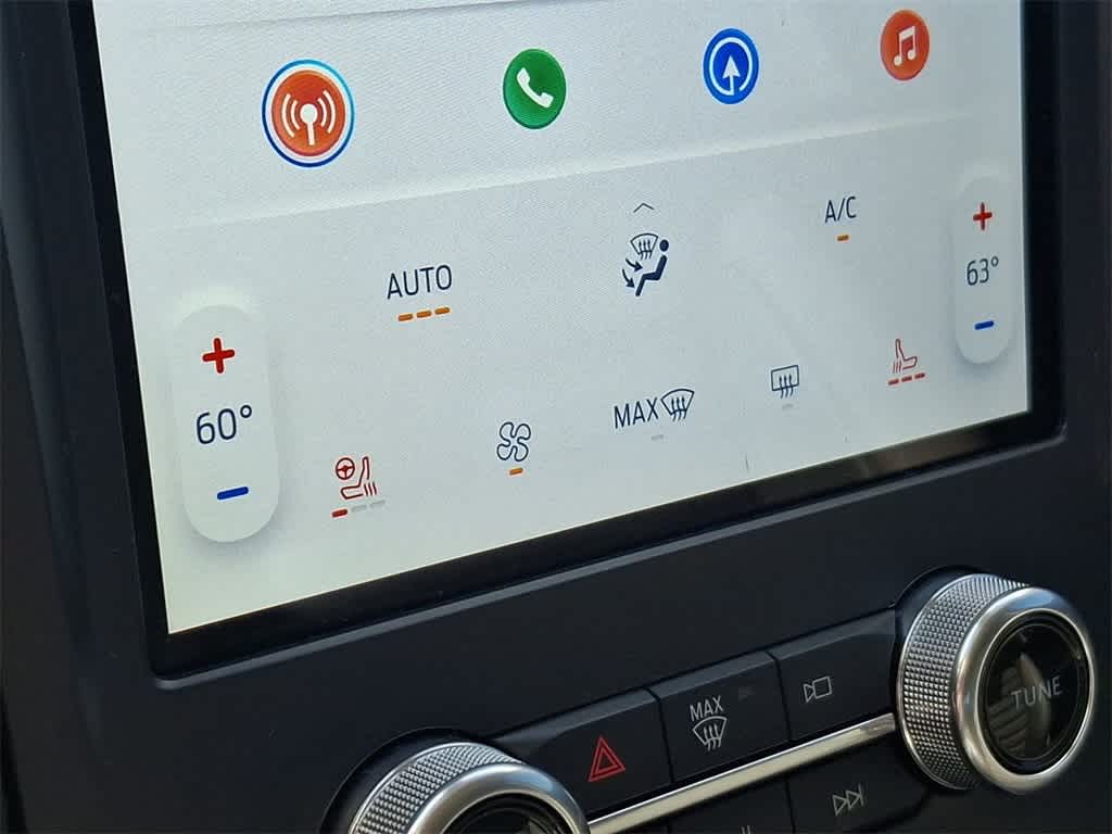 Thumbnail: 2022 Ford Edge - 25