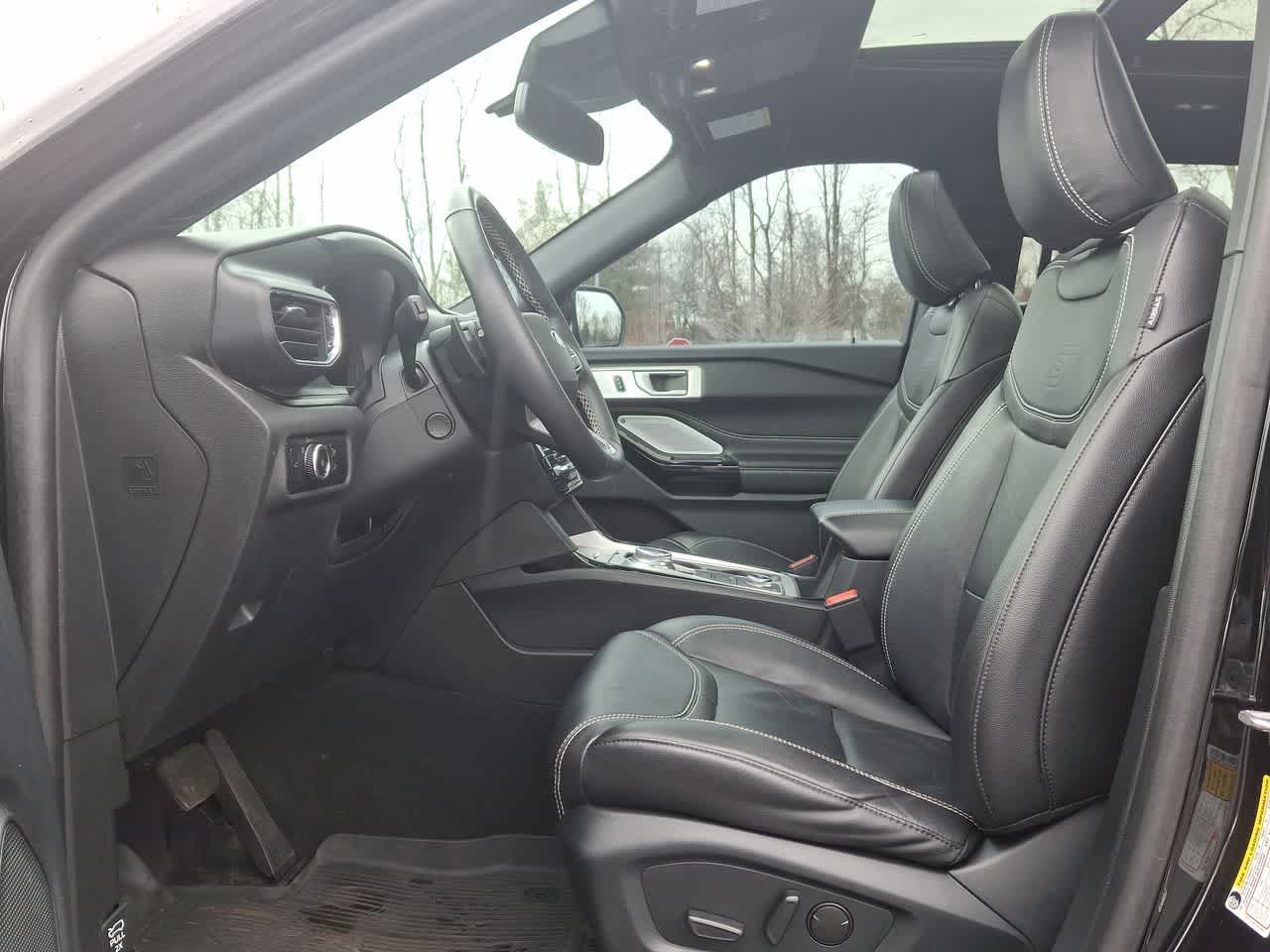 Thumbnail: 2023 Ford Explorer - 17