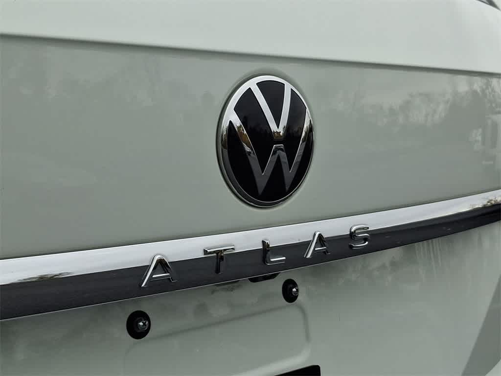 Thumbnail: 2022 Volkswagen Atlas - 28