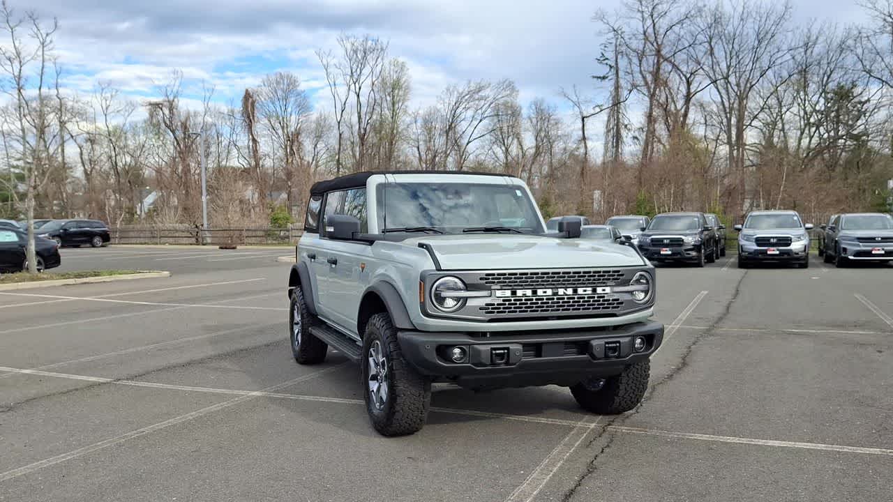 Thumbnail: 2023 Ford Bronco - 2