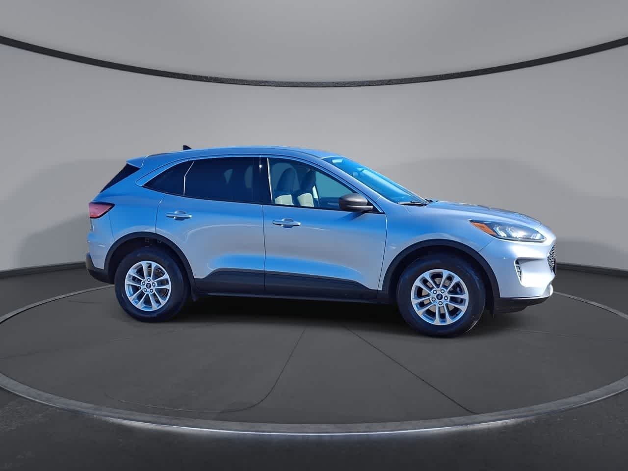 Thumbnail: 2022 Ford Escape - 9