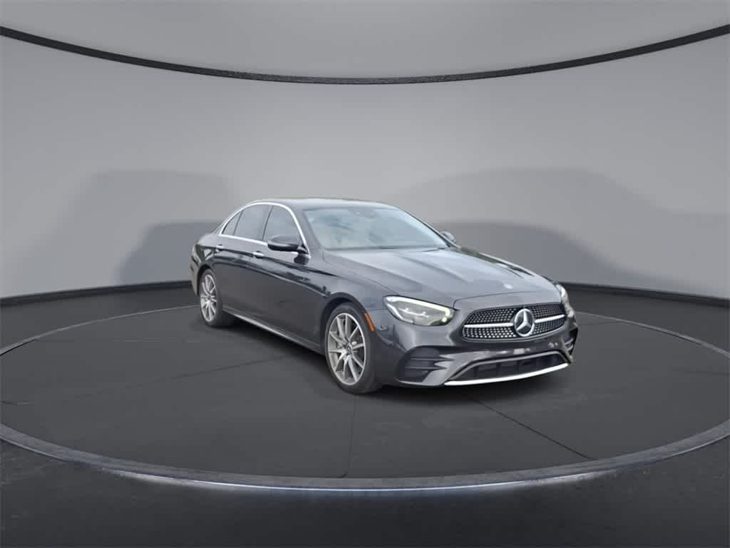 Thumbnail: 2022 Mercedes-Benz E-Class - 2