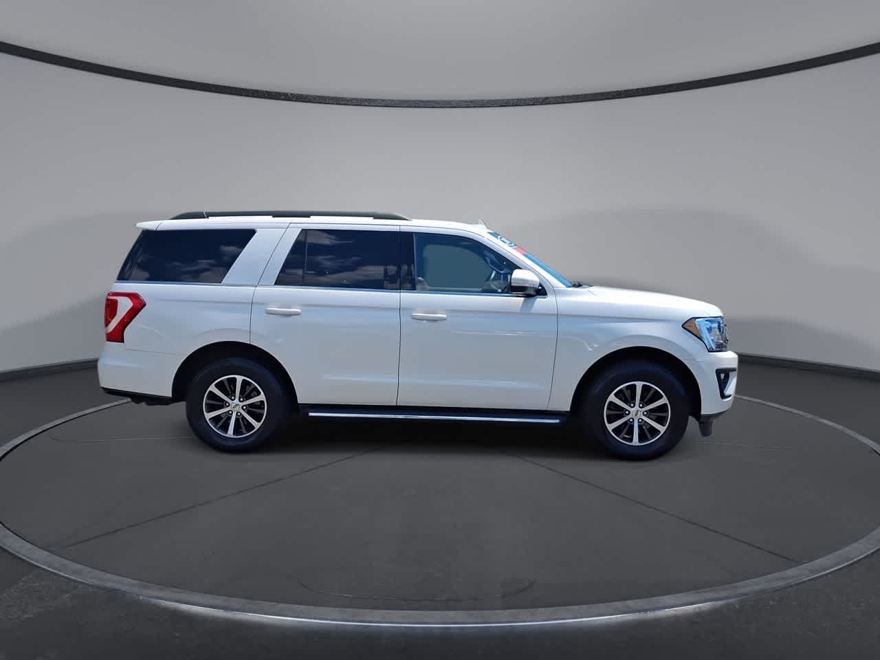 Thumbnail: 2018 Ford Expedition - 9