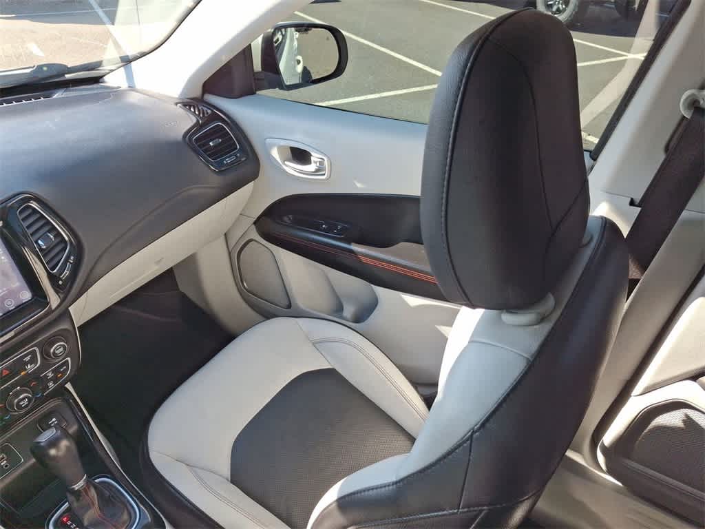 Thumbnail: 2018 Jeep Compass - 11