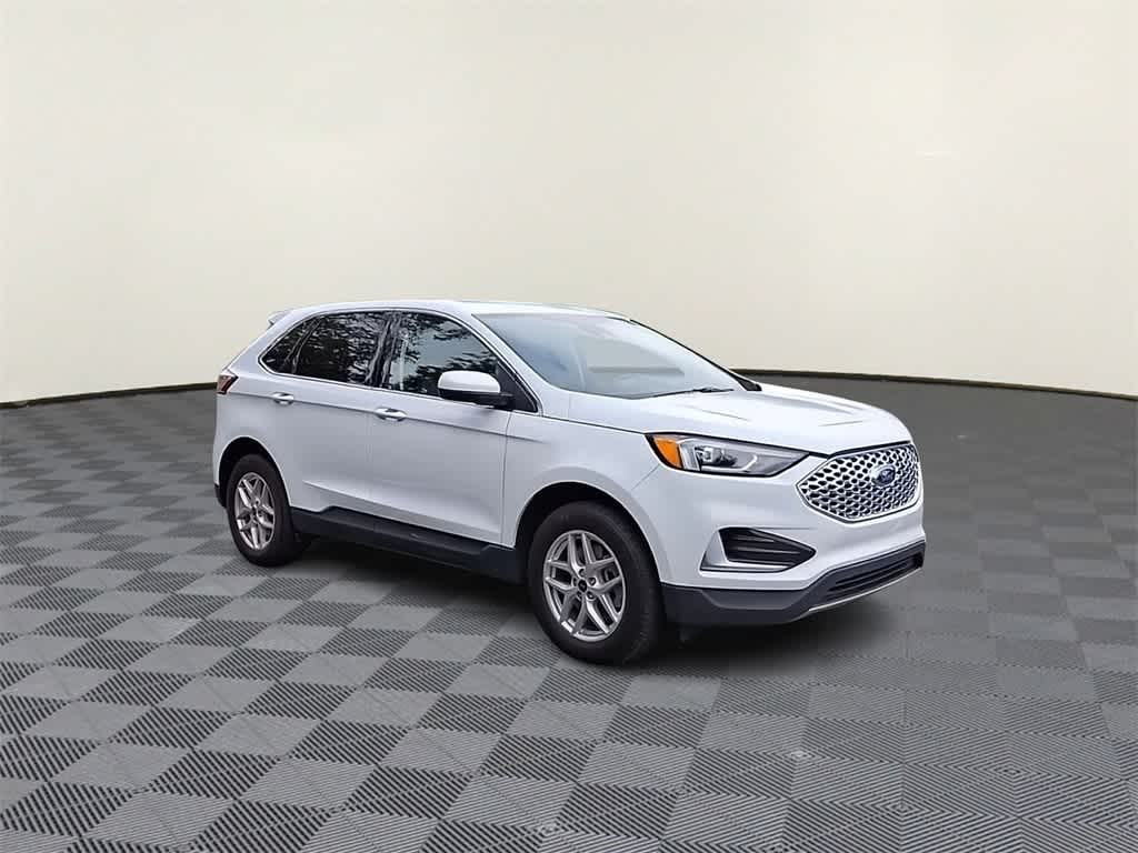 Thumbnail: 2024 Ford Edge - 2