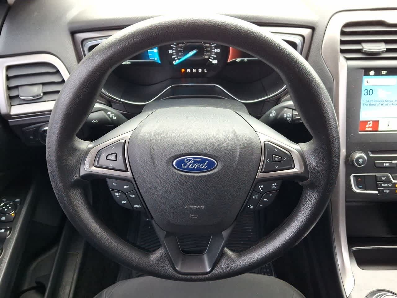 Thumbnail: 2017 Ford Fusion - 22