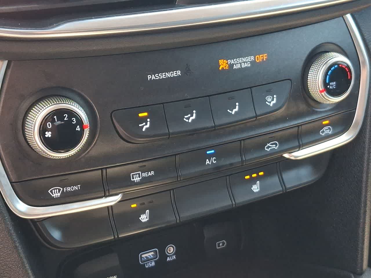 Thumbnail: 2019 Hyundai Santa Fe - 25