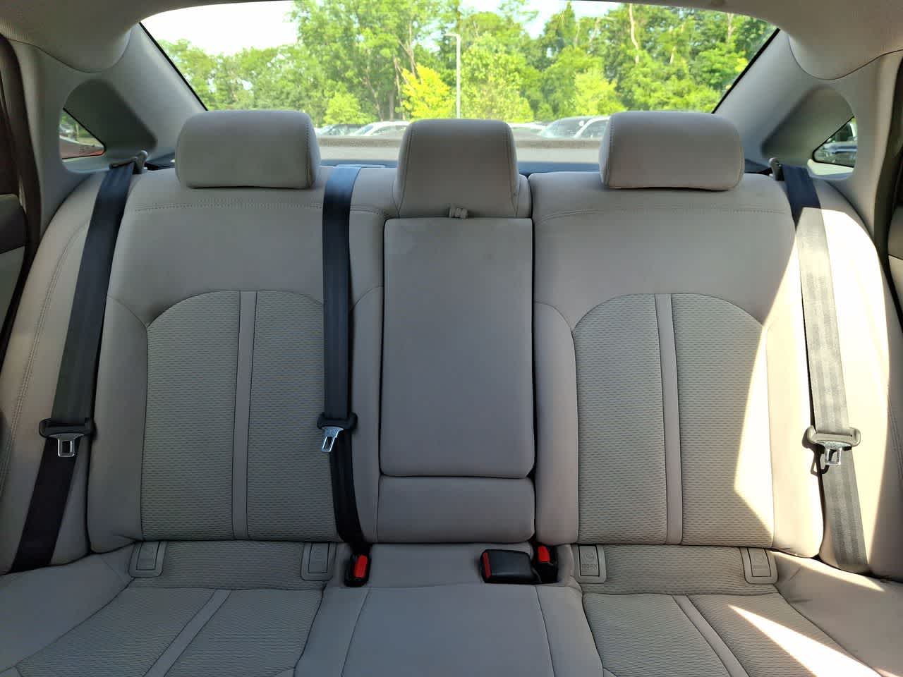 Thumbnail: 2016 Hyundai Sonata - 13