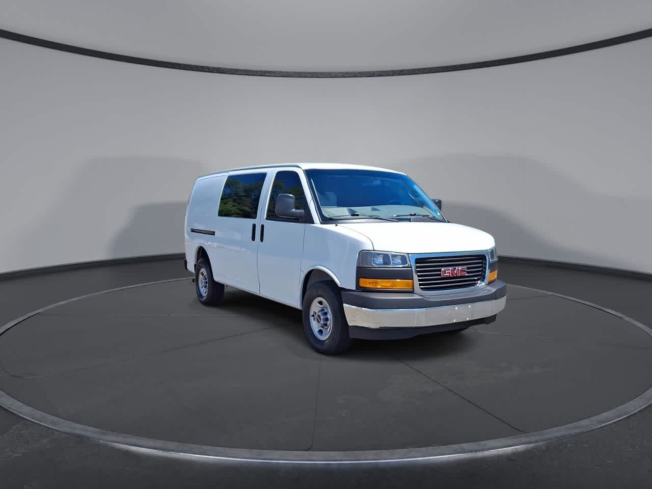 Thumbnail: 2019 GMC Savana - 2