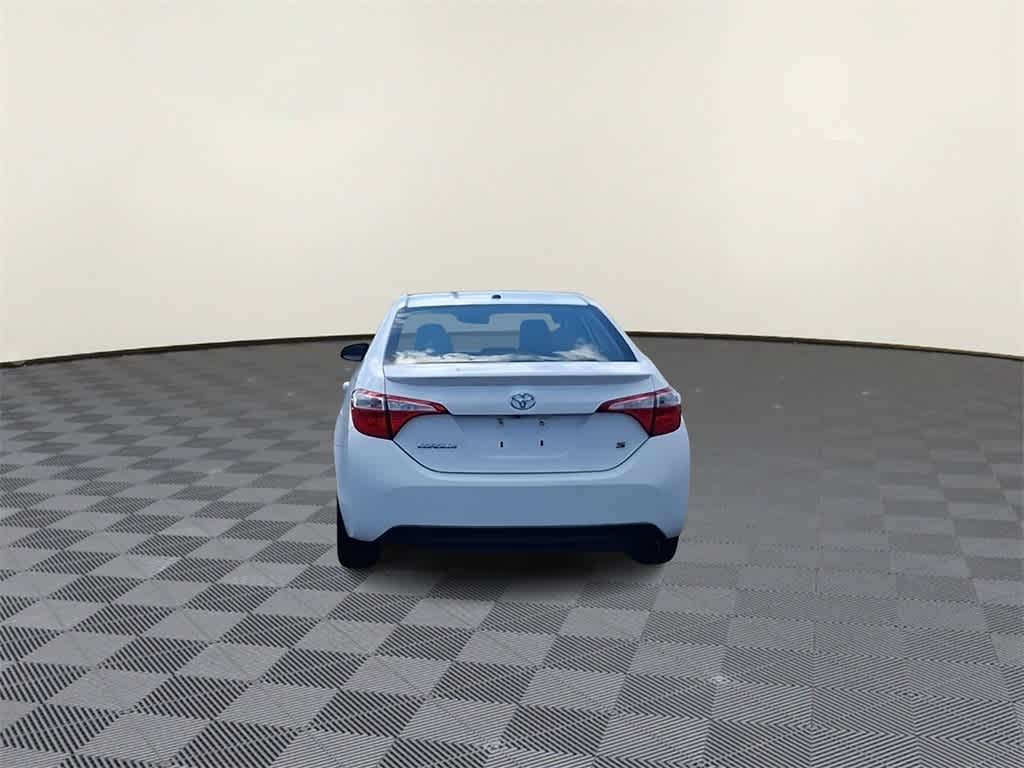 Thumbnail: 2015 Toyota Corolla - 7