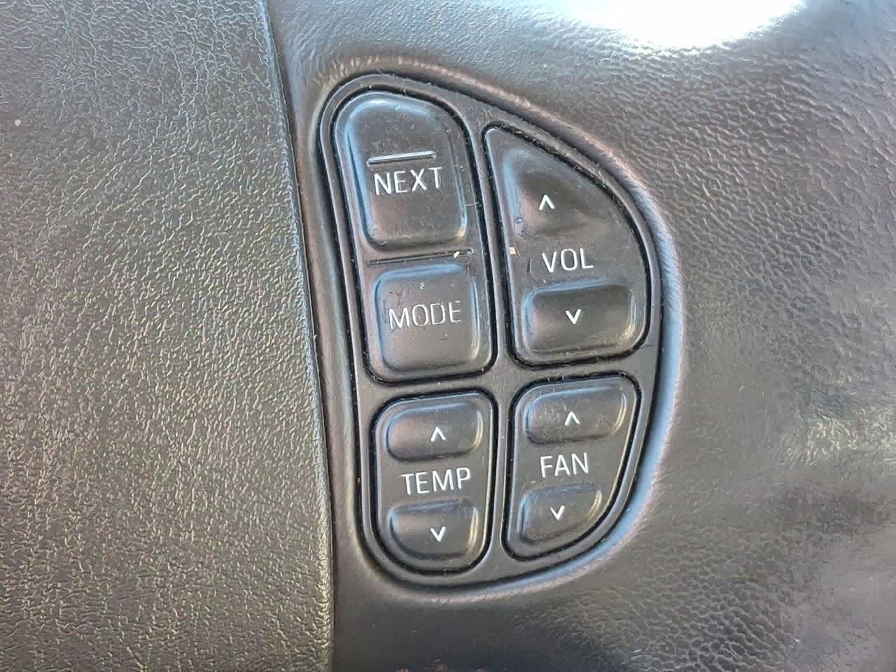 Thumbnail: 2006 Ford F-350 - 23