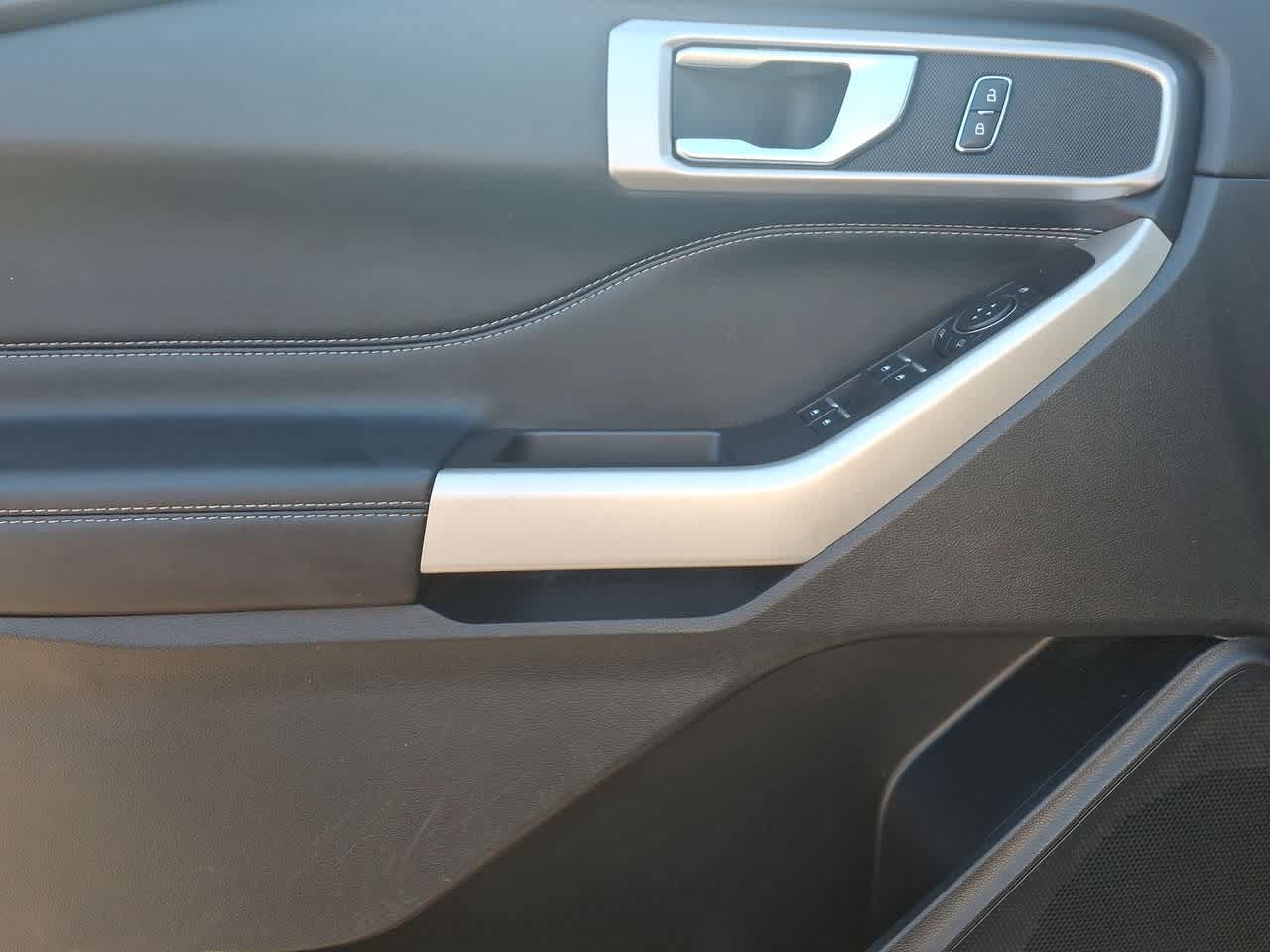 Thumbnail: 2023 Ford Explorer - 16