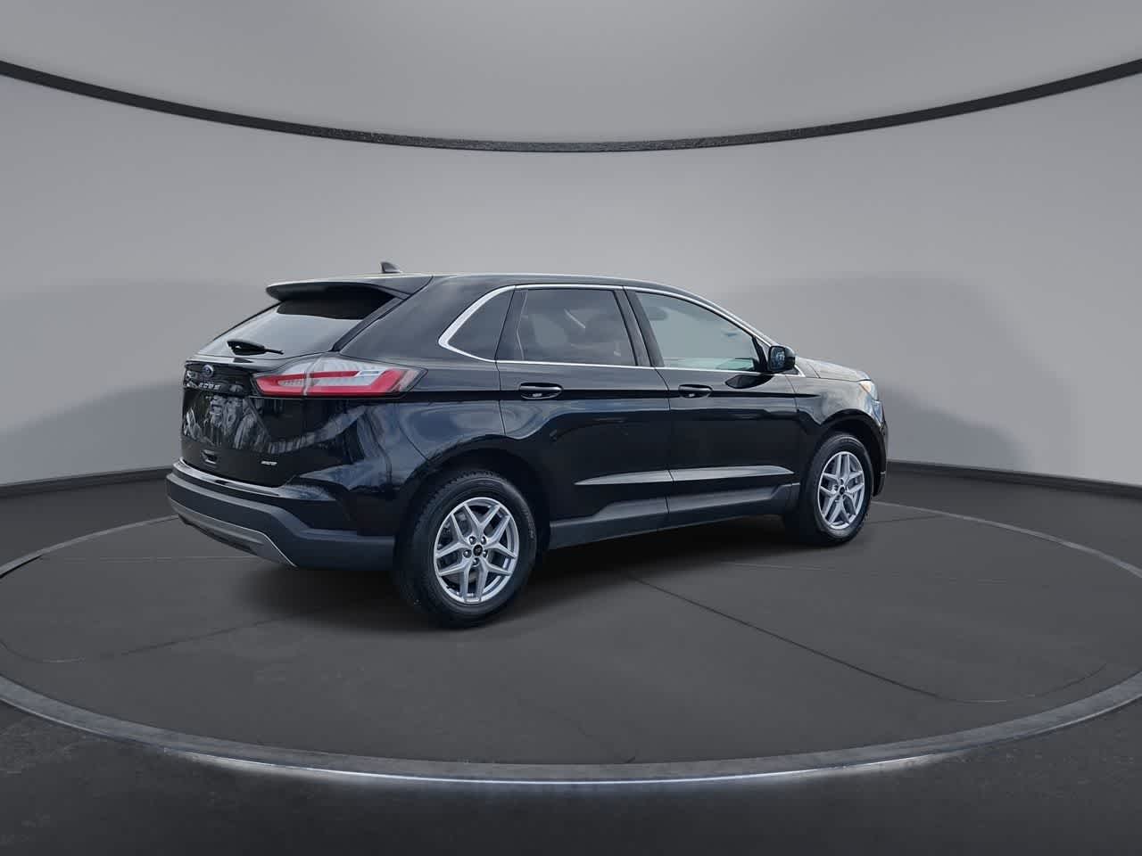 Thumbnail: 2024 Ford Edge - 8