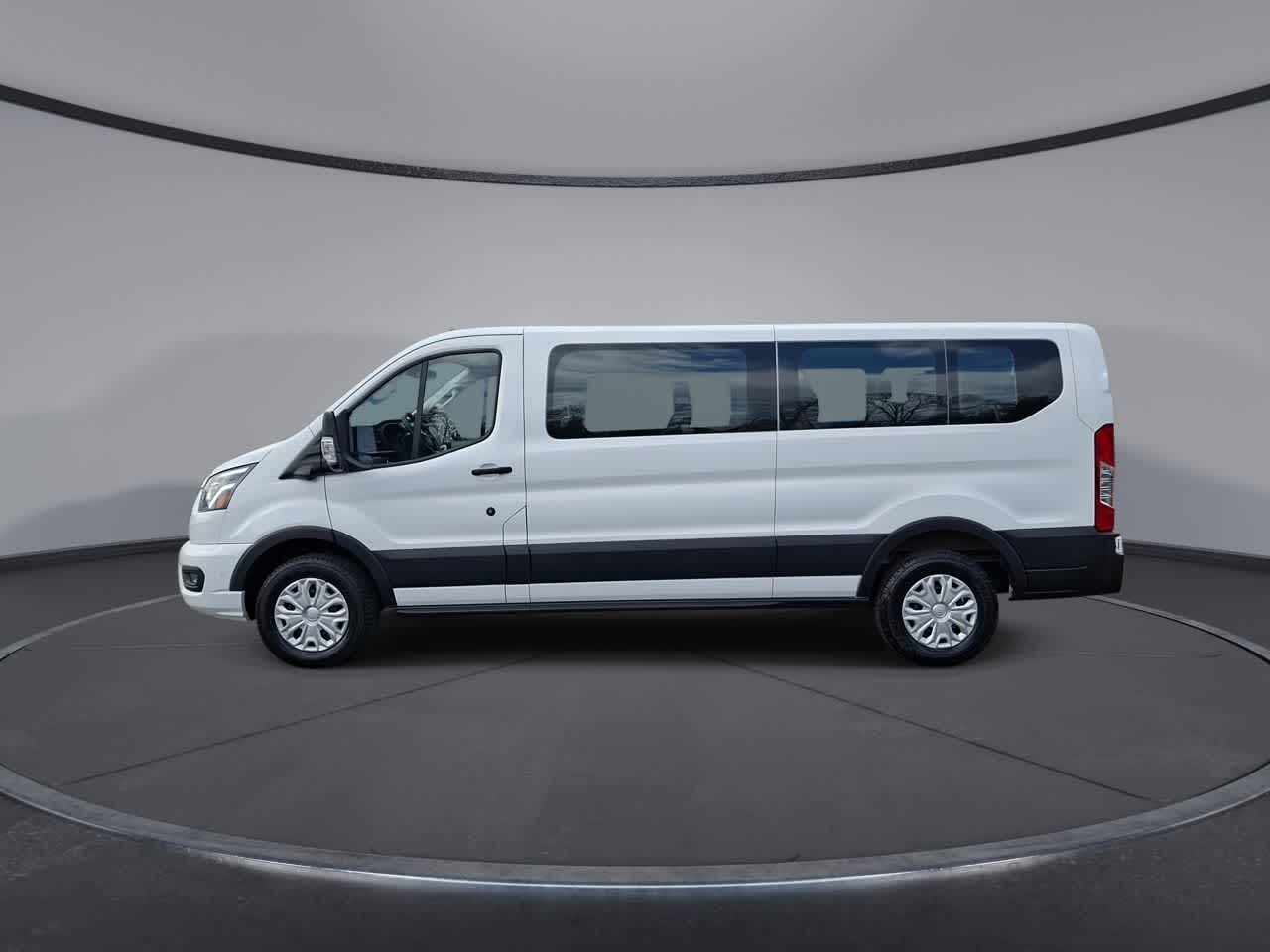 Thumbnail: 2023 Ford Econoline - 5