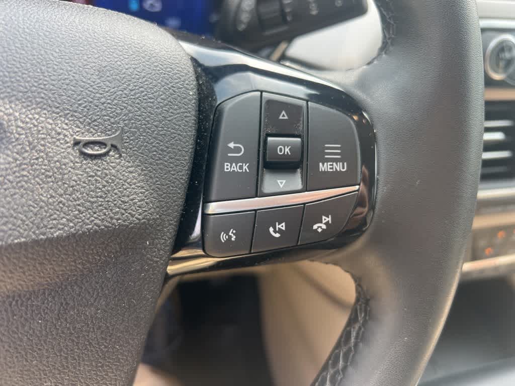 Thumbnail: 2022 Ford Escape - 17