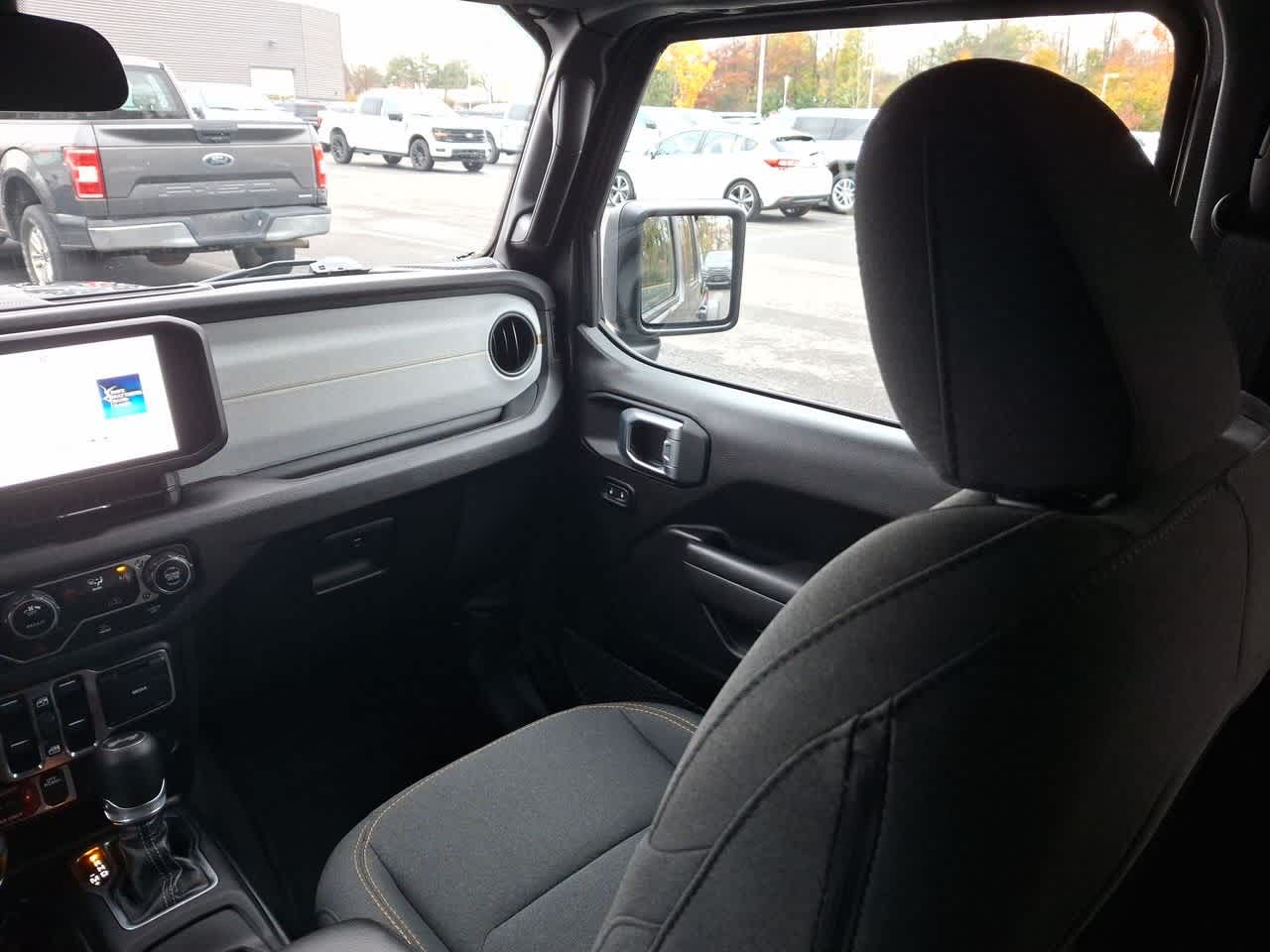 Thumbnail: 2024 Jeep Wrangler - 11