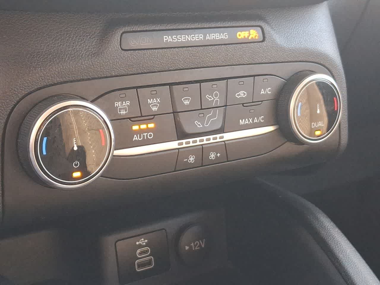 Thumbnail: 2024 Ford Escape - 25